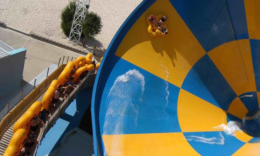 Image 7: FLASH SALE: Hurricane Harbor Arlington - Up to 54% Off