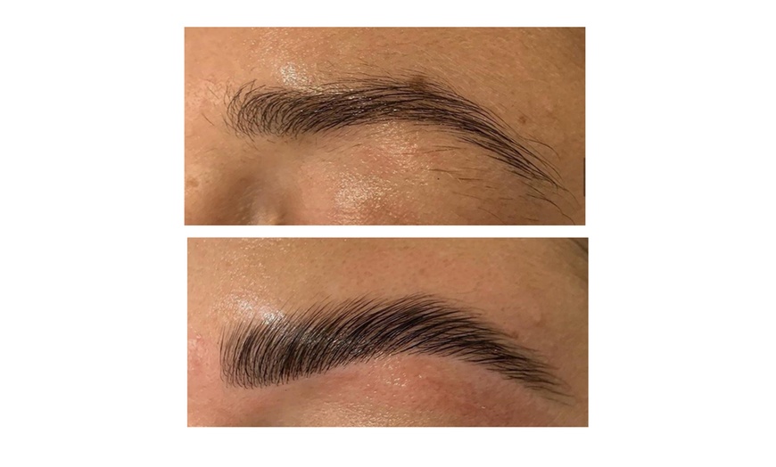 Image 3: Augenbrauen- und/oder Wimpern-Lifting inkl. Färben für 1 Person