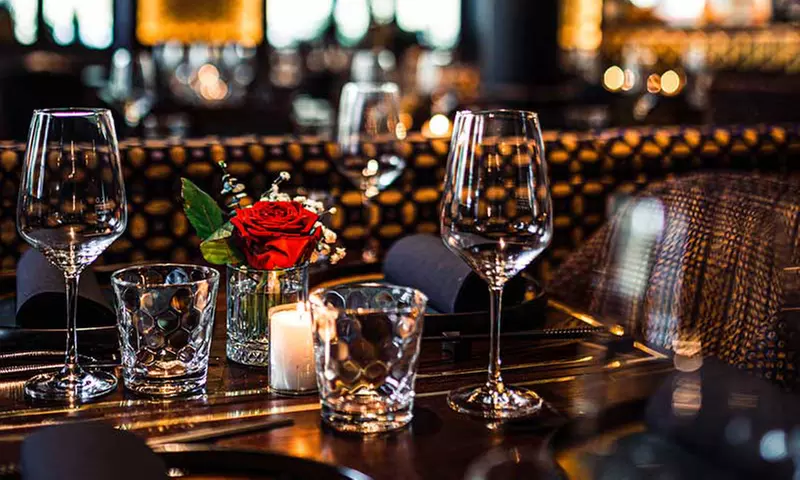 Frühstück deluxe: Frühstück nach Wahl für 2 oder 4 Personen