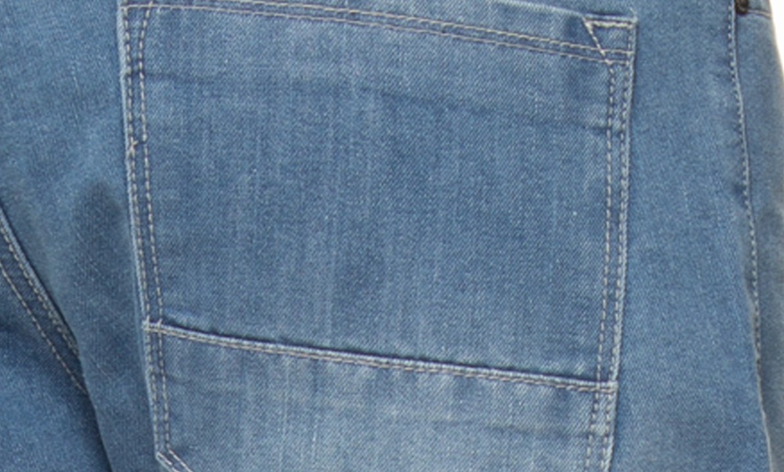 Image 8: Men's Regular Fit Jeans