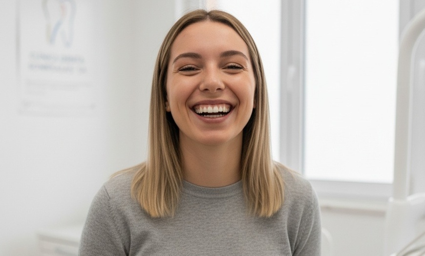 Image 2: Limpieza bucal con diagnóstico, pulido y revisión para una persona