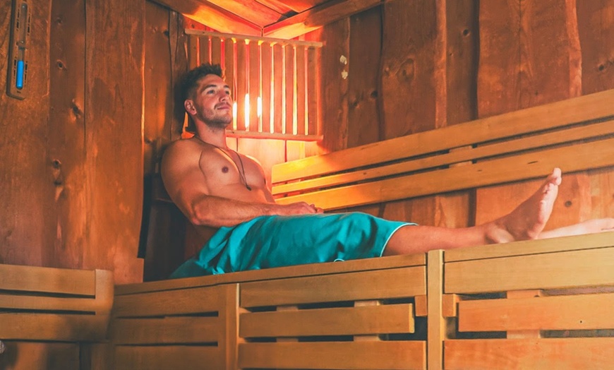 Image 6: 4 Wochen Premium-Fitness inkl. Personal Training, Kurse & Sauna 