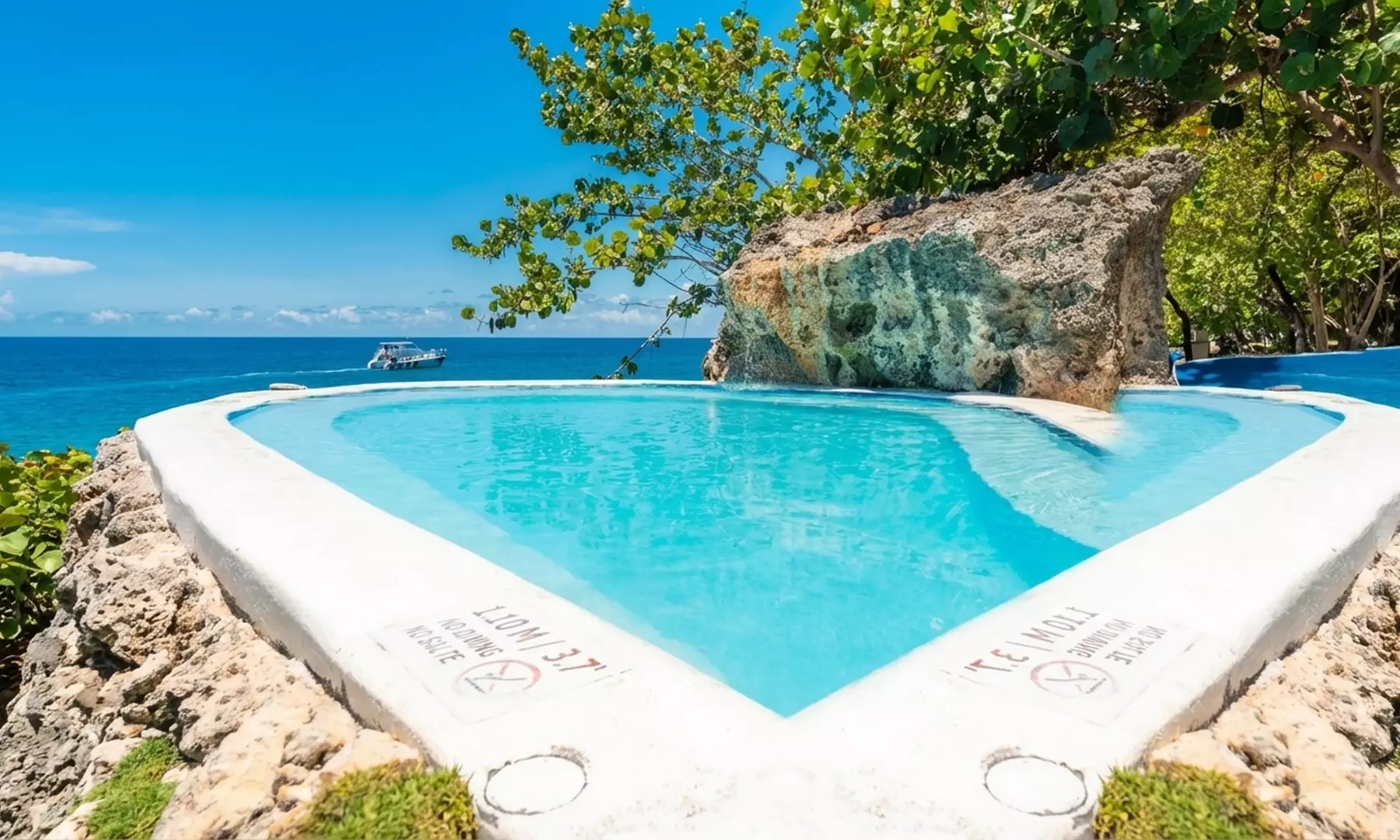 ✈ 4 or 7-Night All Inclusive Dominican Republic Vacation with Air