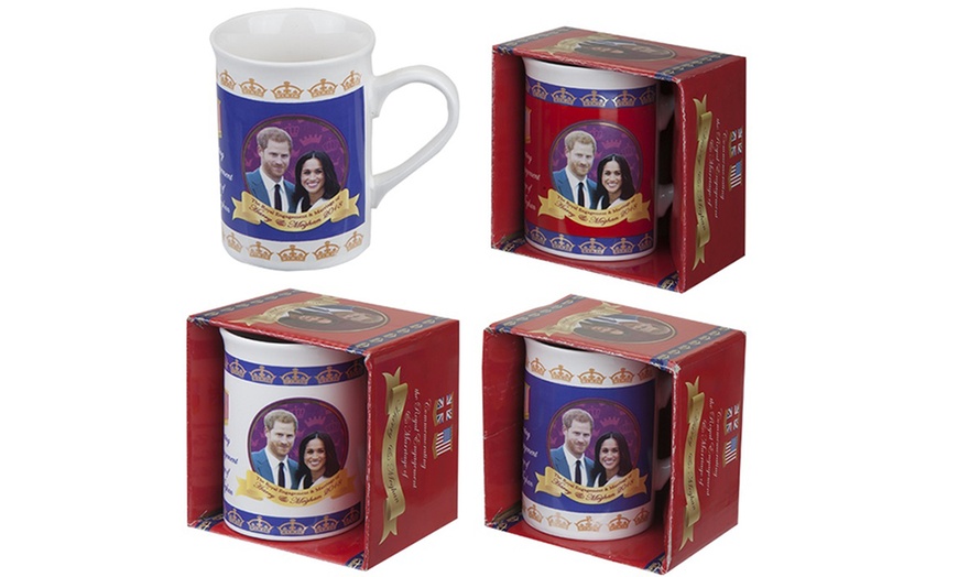 Image 3: Royal Wedding Mugs