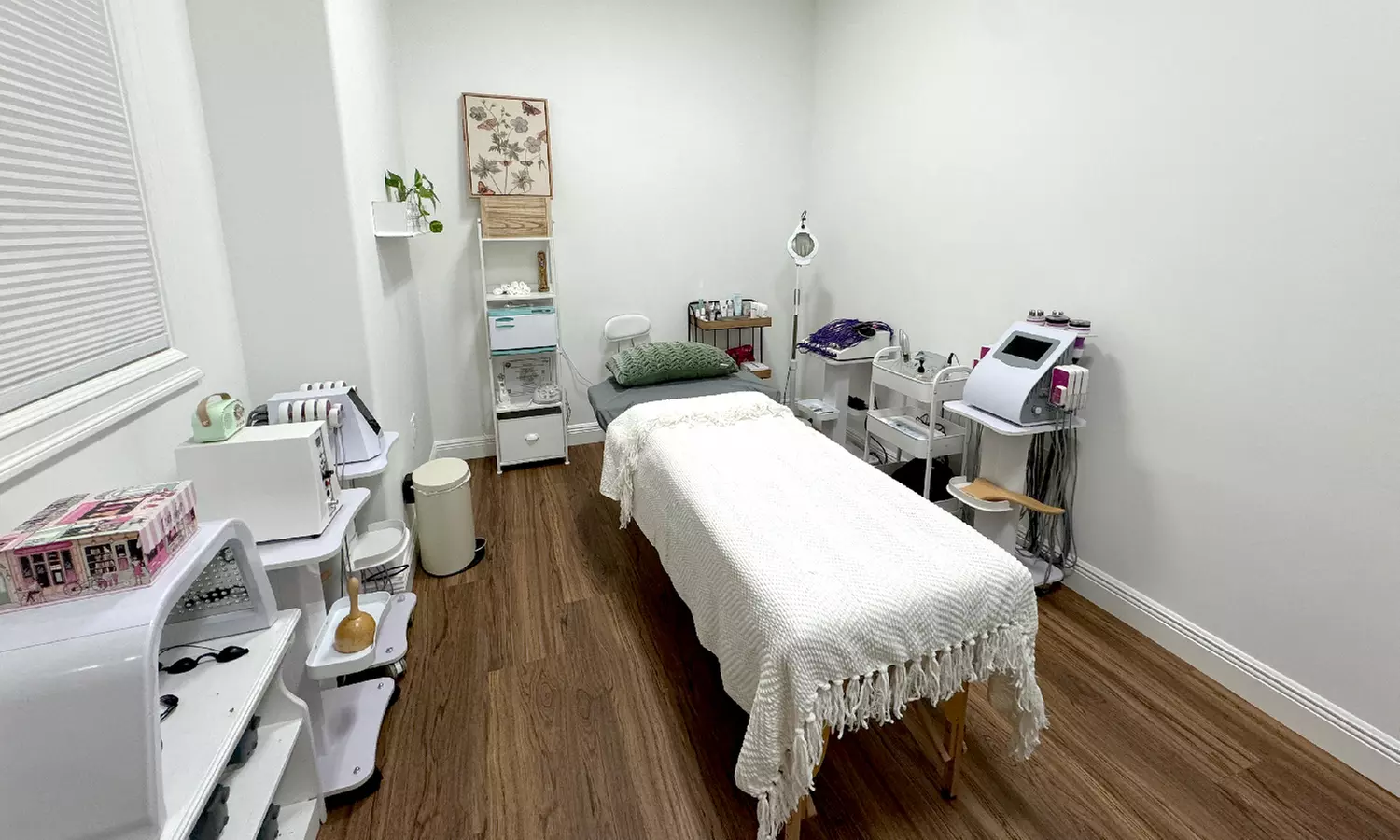 Up to 53% Off on Facial at Olesthetic