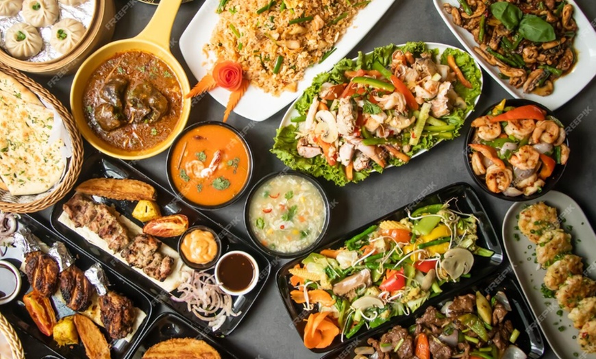 Image 1: Indisches 2-Gänge-Veggie-Menü für 1 - 4 Personen