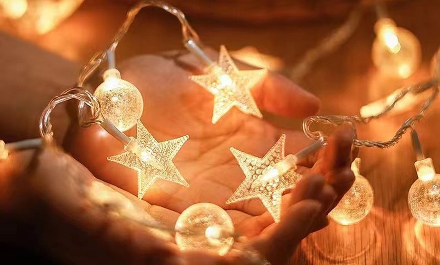 Image 4: 20, 40 or 80 LEDs Star-Shaped Clear Ball Fairy String Lights