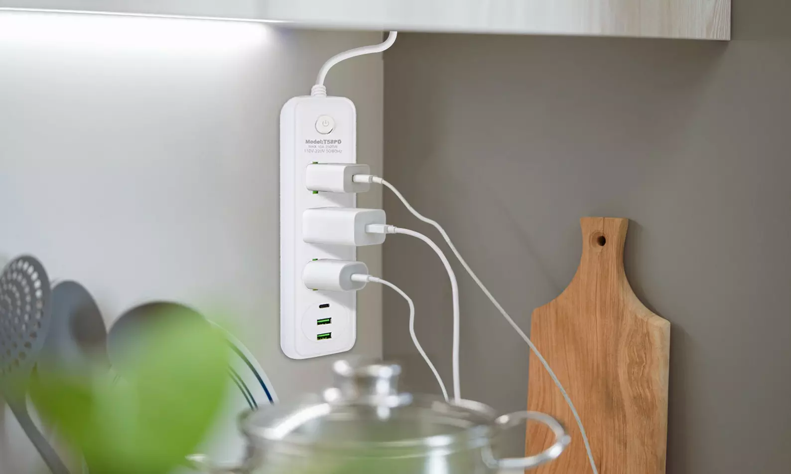 iMounTEK 2500W Power Strip with AC Outlets and USB A/C Ports (Multi-Options)