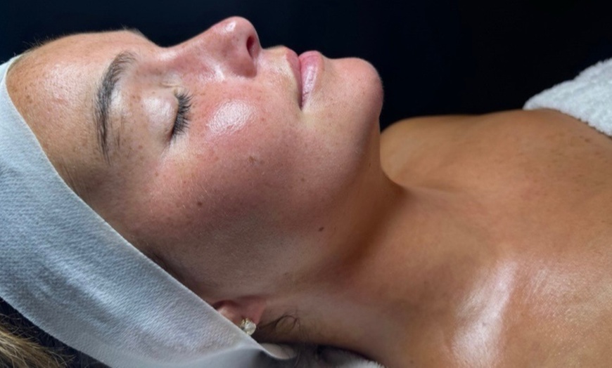 Image 1: Facial with Massage & LED Light Therapy Options