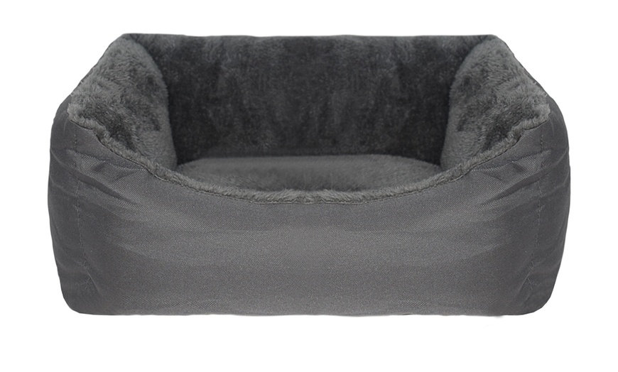 Image 10: Love Waterproof Pet Bed