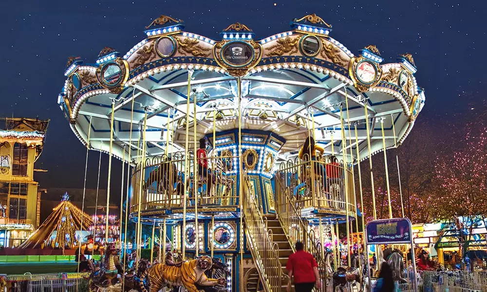 Seattle Christmas Market: Old-World Charm & Holiday Fun for All Ages