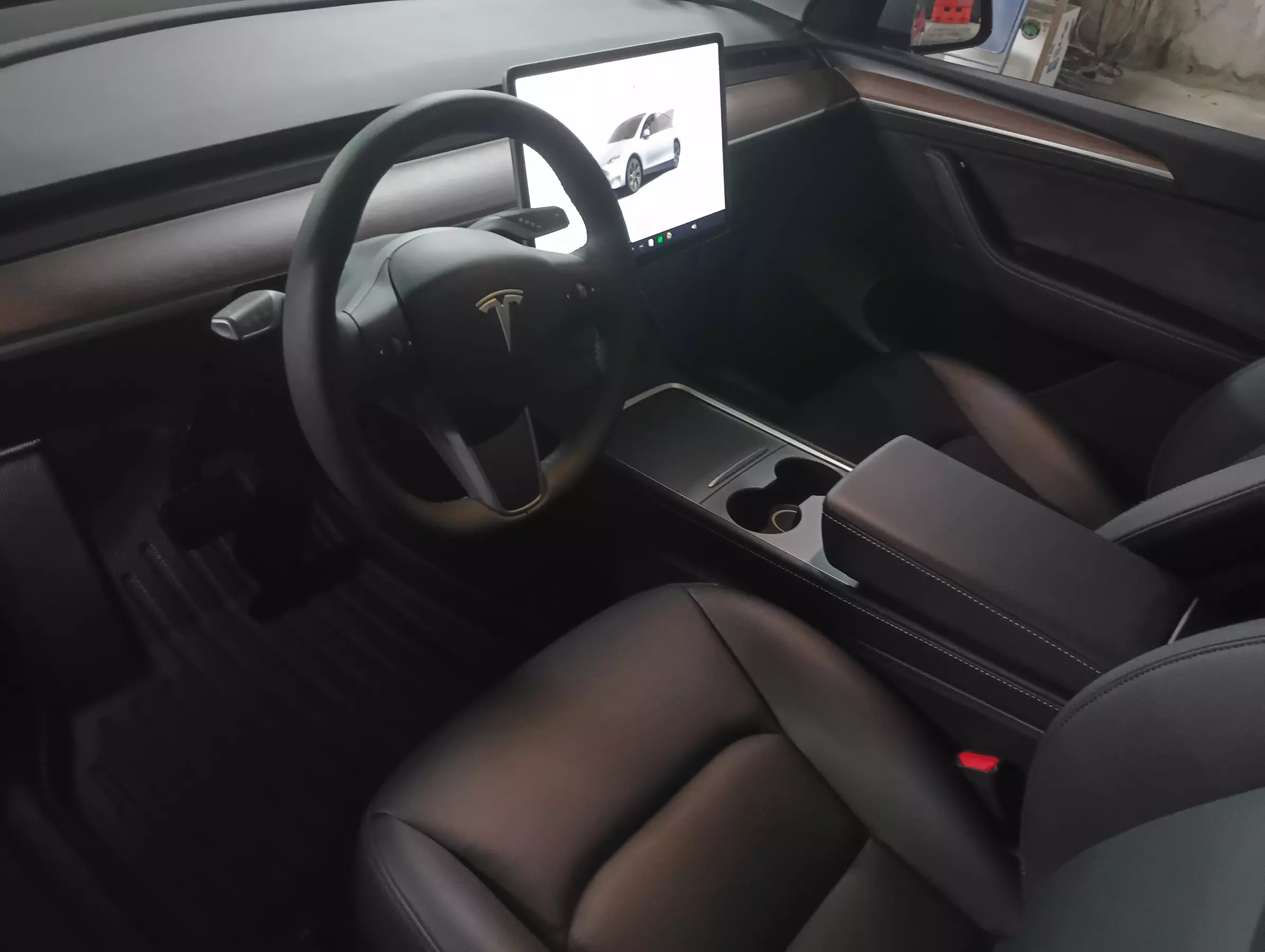 Restore Your Car's Shine: Professional Interior & Exterior Detailing