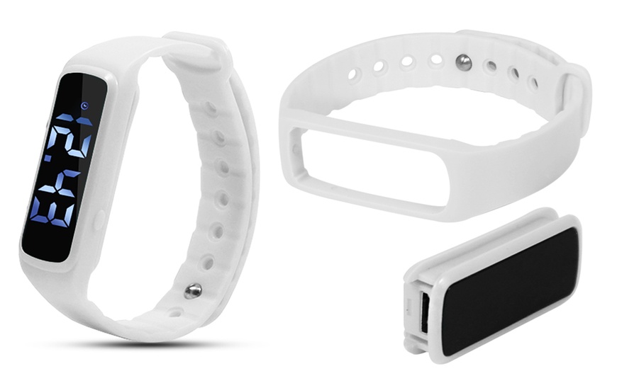 Image 14: Kids' Fitness Tracker