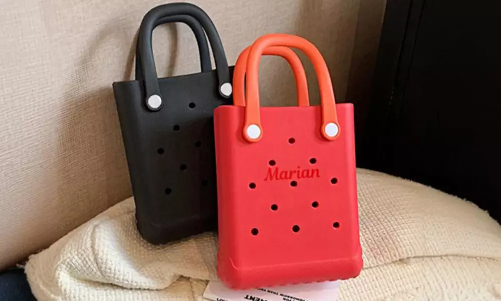 Get Mom beach-ready with these trendy, Waterproof Custom Beach Bags