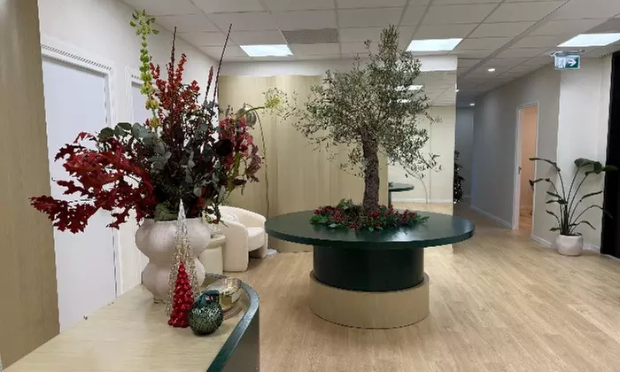 Strijk fijne lijntjes glad met een botox-behandeling voor je huid op 1 tot 3 zones bij, nu tot 62% korting - Primary Image