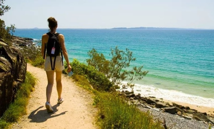 Image 3: All Day Oahu Tour with Snorkeling, Craters, Beaches and Local Towns!
