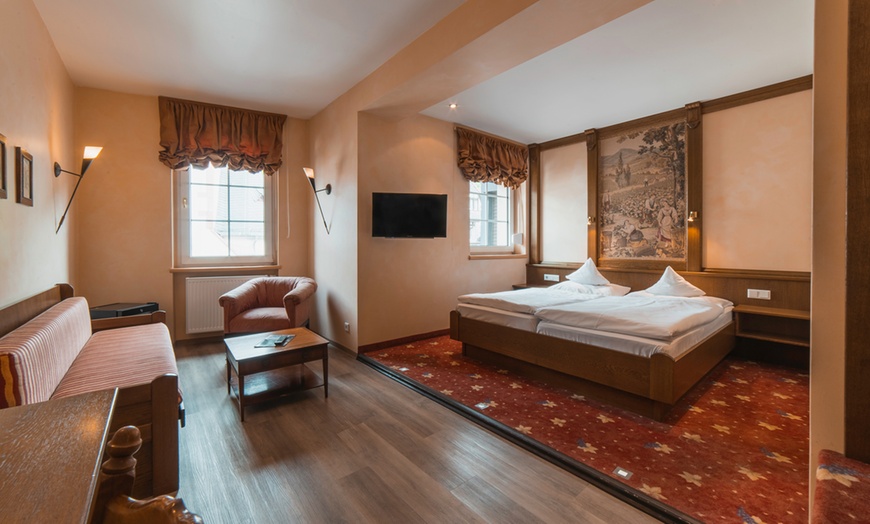 Image 4: Rheingau: 2 Nächte inkl. Verpflegung, Sauna und Wanderrucksack