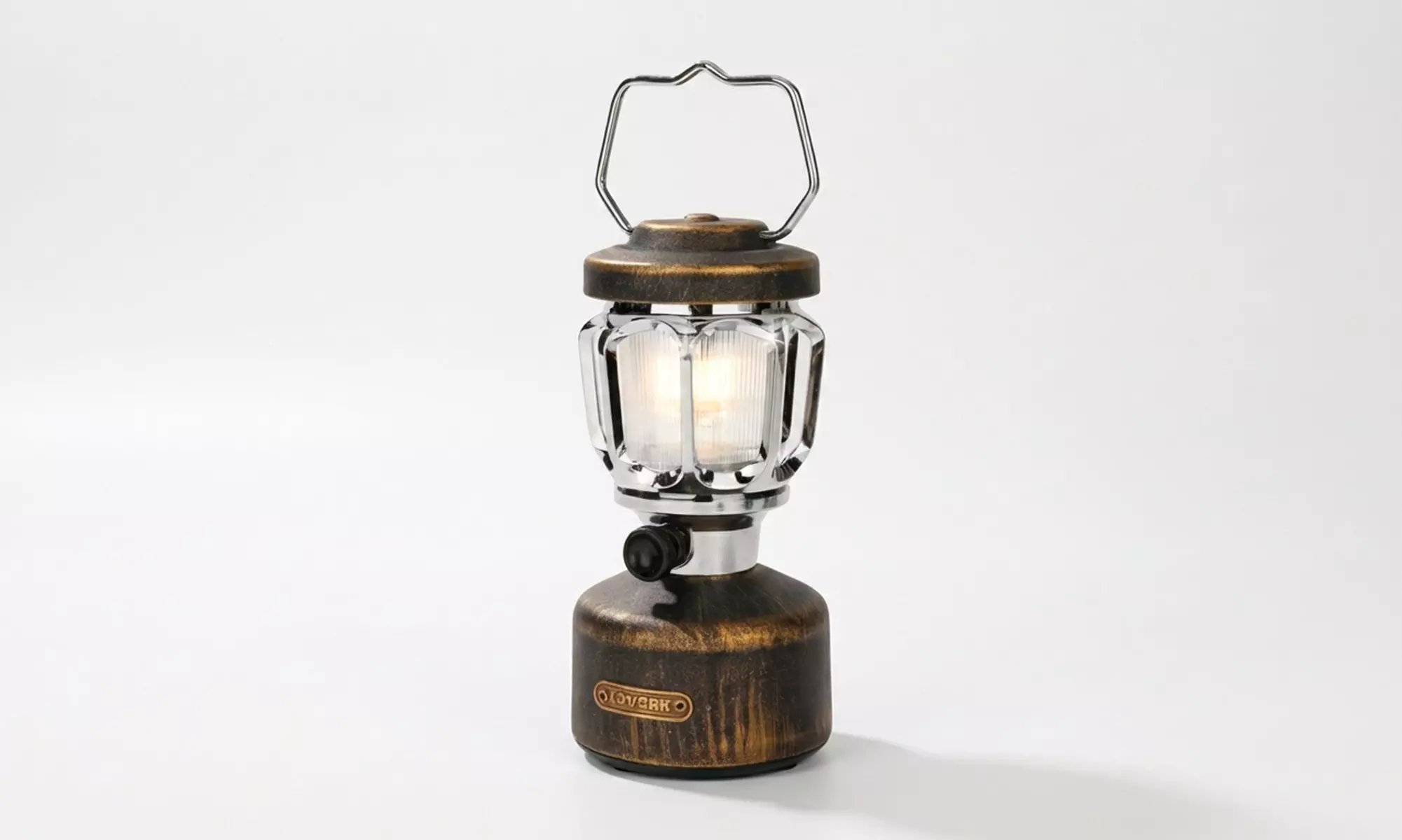 Draagbare vintage led-lantaarn met ingebouwde powerbank