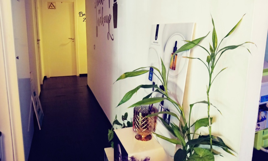 Image 5: Manipedicura básica o prémium para 1 persona