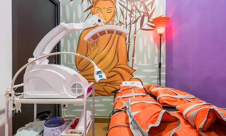 Image 3: Tratamiento de elevación de senos con IPL o combo reductor no invasivo