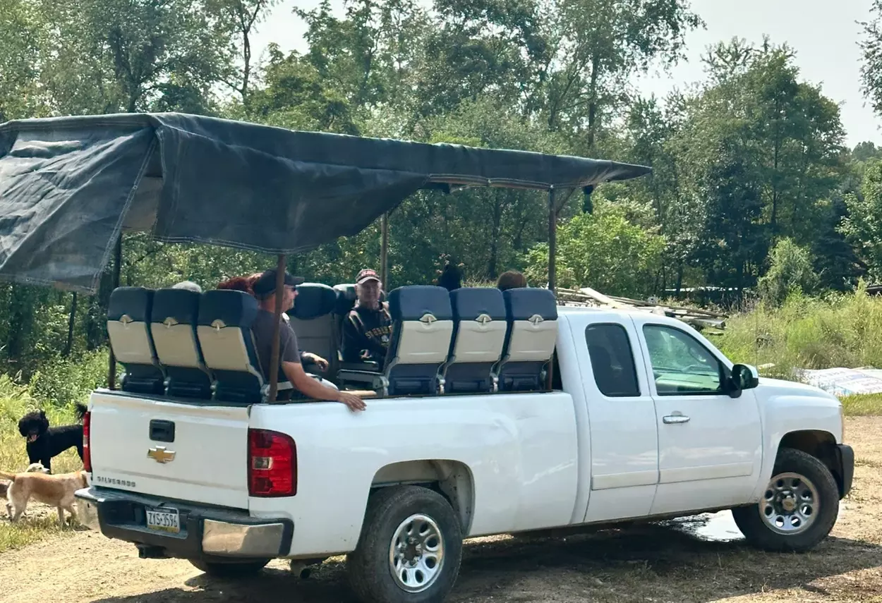 Narrated Trail Truck Adventure through Scenic Woods & Farmland, Apollo