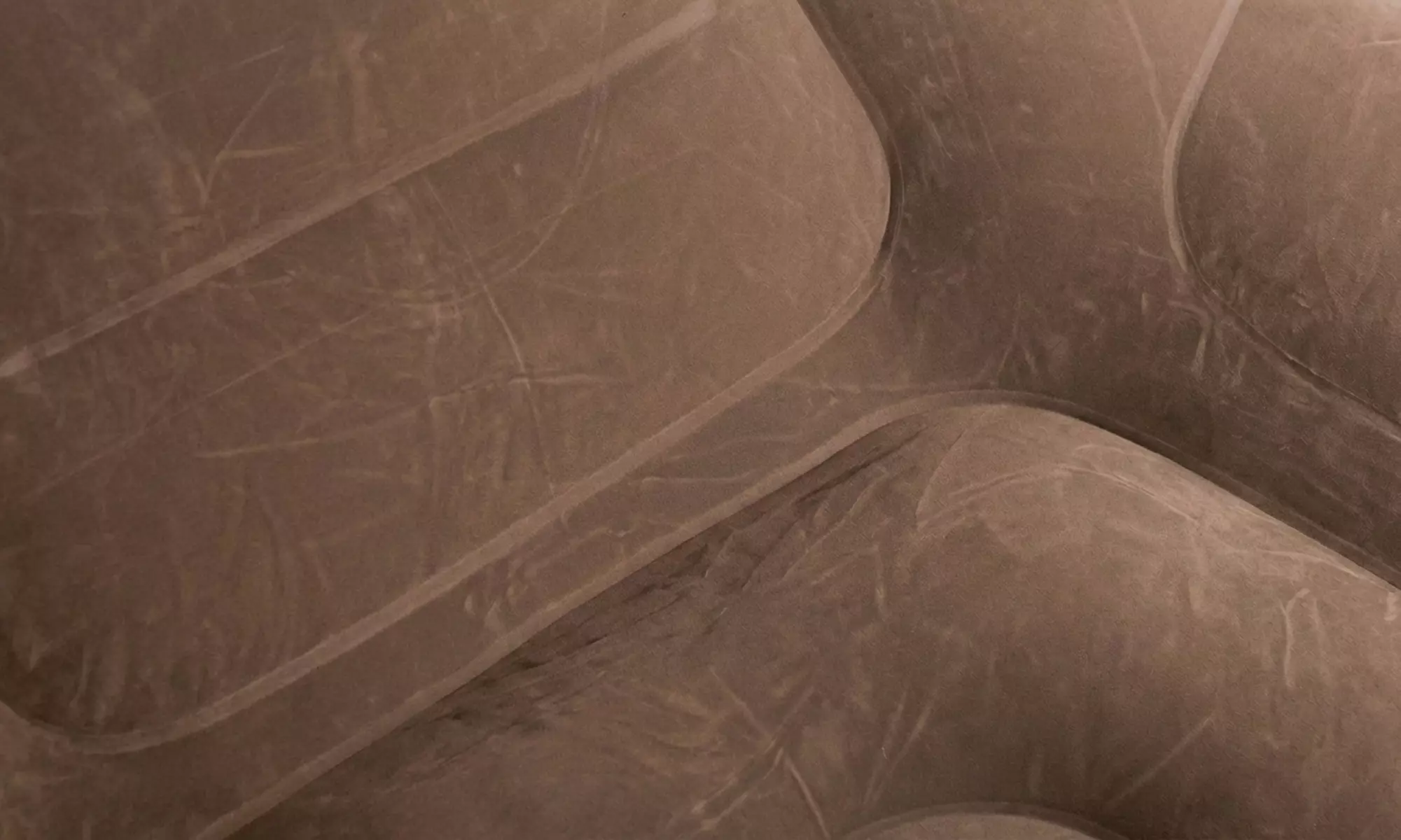 Aufblasbarer Sessel mit Fußhocker