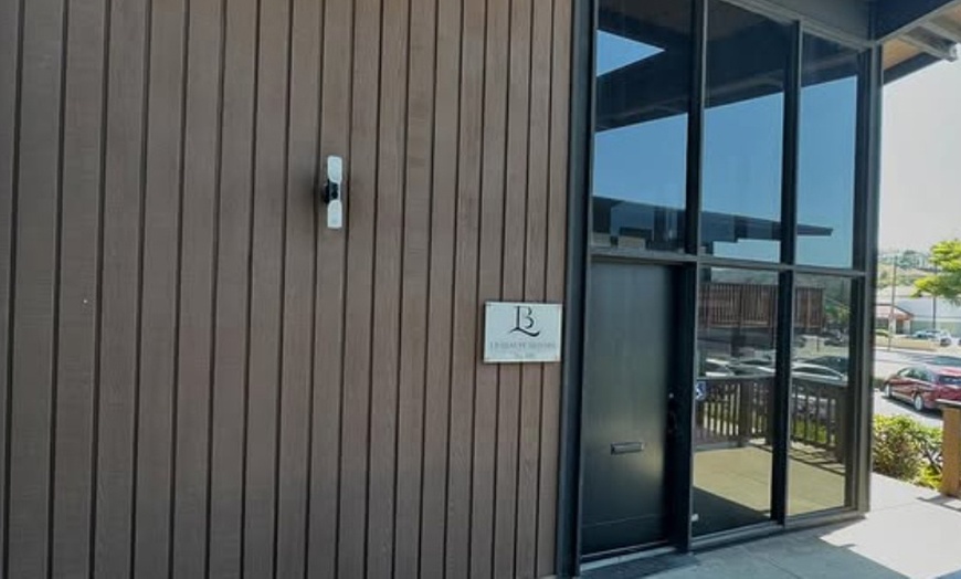 Image 2: Ultimate Skin Rejuvenation with 20, 40, or 60 Units of Botox