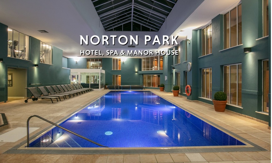 Image 1: Choice of Spa Day with Treatments, Lunch & Prosecco