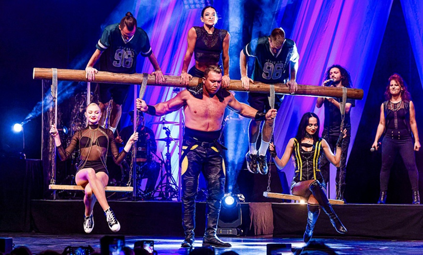 Image 2: Bestplatzticket für "Rock the Circus" vom 28.02. - 9.5. in 32 Städten