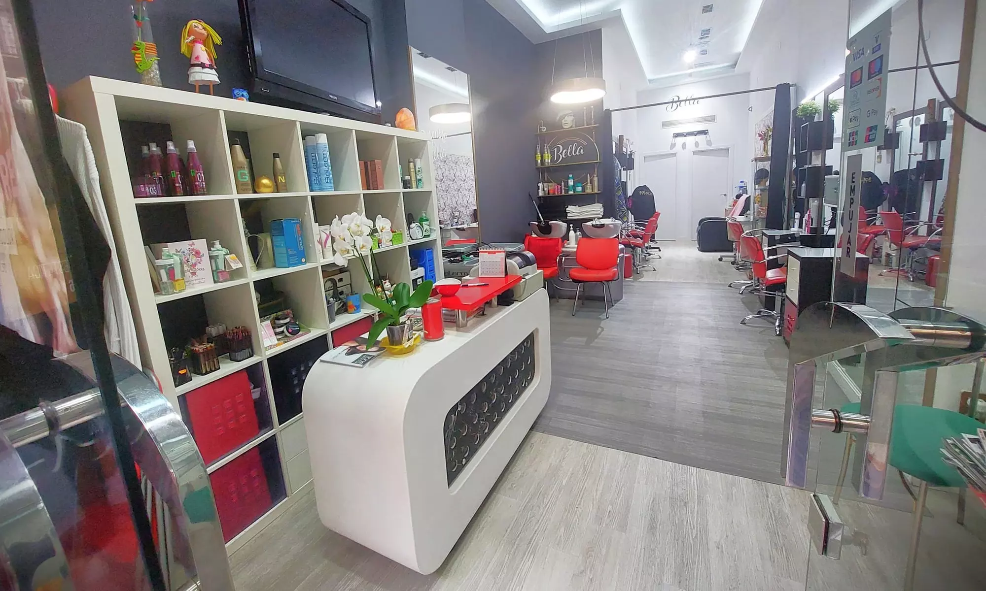 Sesión de peluquería con lavado, corte y secado con opción a tinte; ahorra hasta un 40% - Image 7