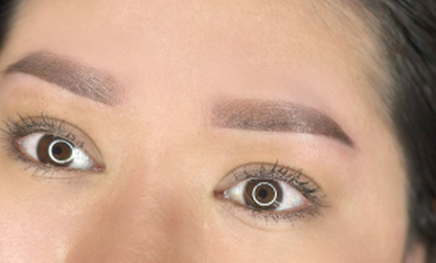 Image 3: Bis zu 59% Rabatt auf den Microblading bei Brows Munich - Ana Pastor Brows