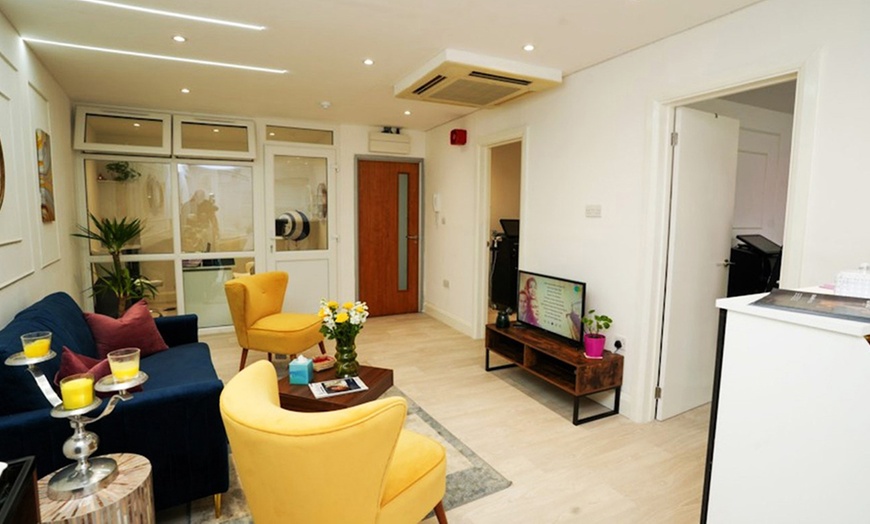 Image 5: One or Three Sessions of Microneedling with/without LED Light Therapy