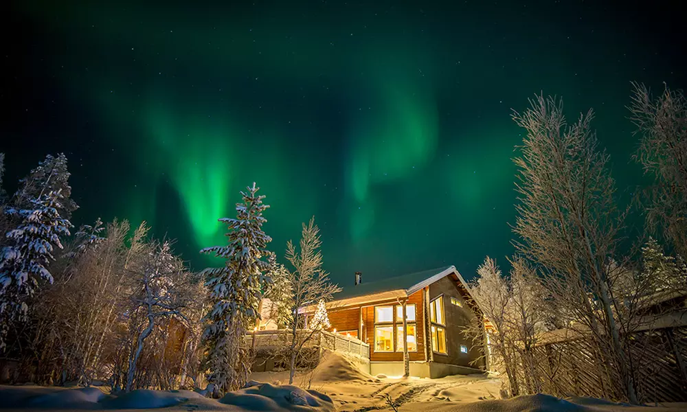 ✈ 6-Day Helsinki & Kakslauttanen Arctic Resort Adventure with Air
