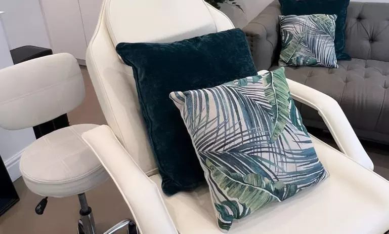 Laser Double Chin Reduction or HIFU Facial for Full Face & Neck