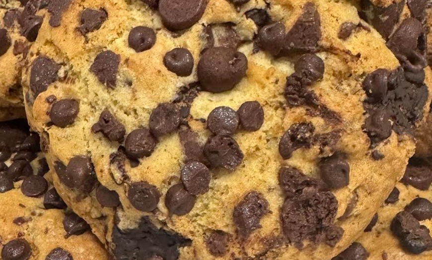 Image 4: Satisfy Cravings with $20, $35, or $50 Food and Drink Credit