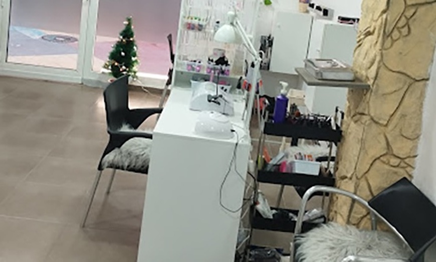 Image 4: Limpieza facial básica con opción a extracción y masaje kobido para 1 