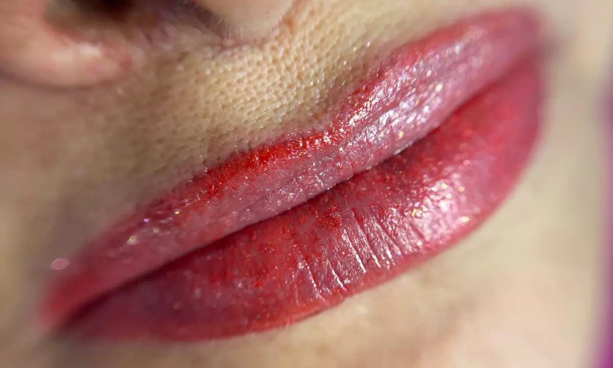 Sesion de micropigmentación de labios con opción a 1 retoque