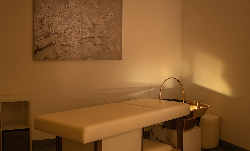 Image 3: 60 or 90 Minute Japanese-Inspired Spa Treatment and Head Massage 