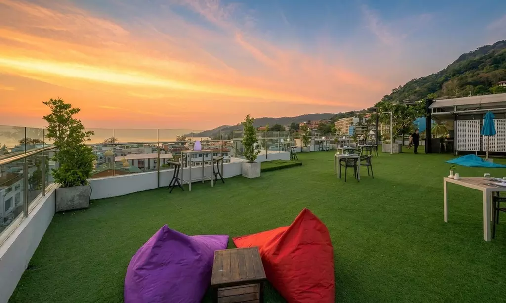 ✈ Phuket, Thailand: All-Inclusive 5 Nights with Return Flights