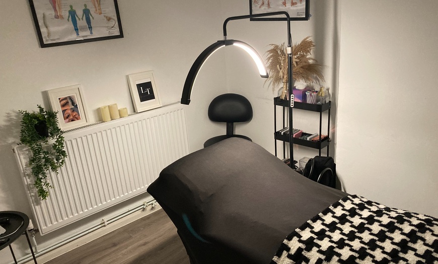 Image 2: Relax with a Choice of 60 Minute Massage For One or Two