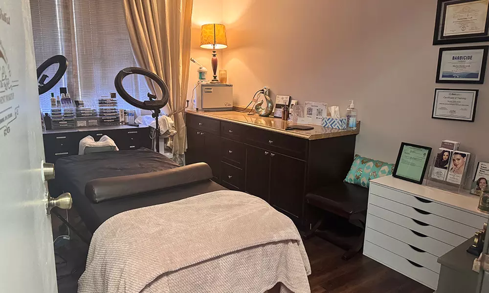 Experience 60-Min or 90-Min Swedish Massage with Hot Stones