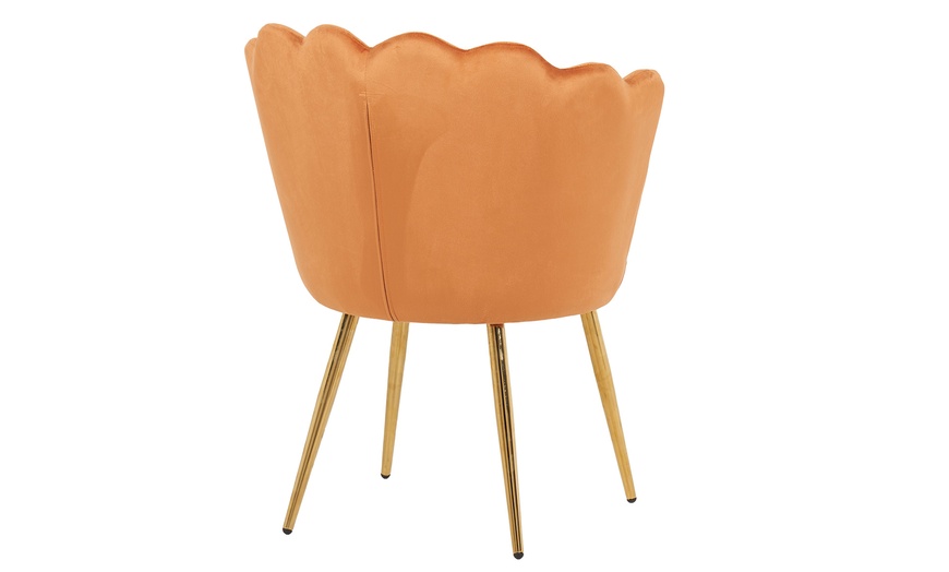 Image 31: Fauteuil coquillage en velours