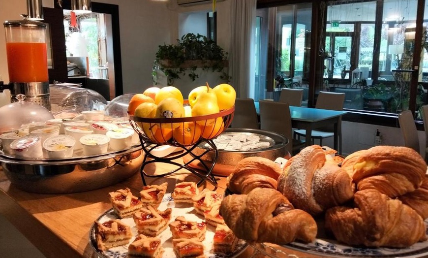 Image 12: Treviso: soggiorno con colazione o cena e drink di benvenuto per 2