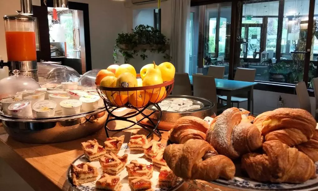 Treviso: soggiorno con colazione o cena e drink di benvenuto per 2