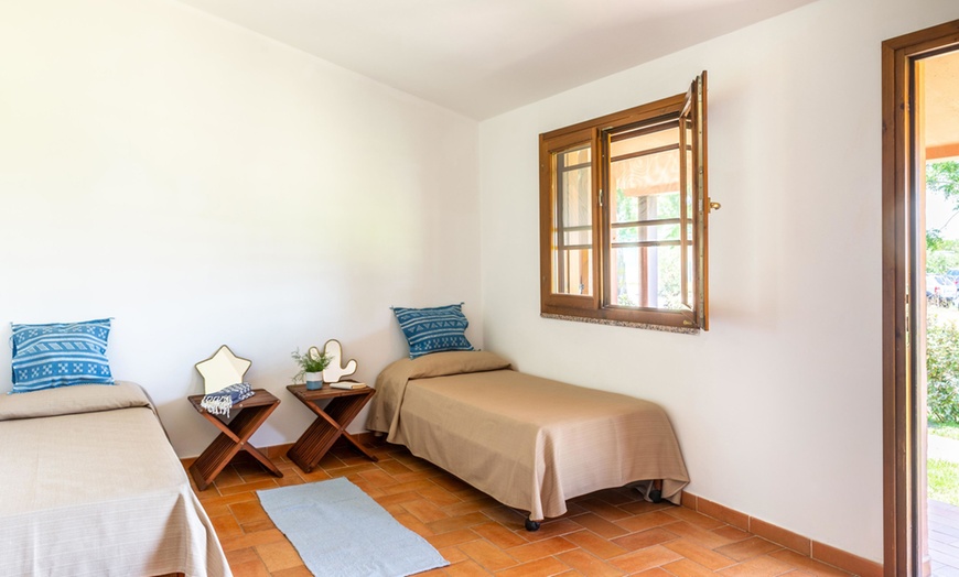 Image 15: Viterbo: Villino Comfort o Superior con servizio spiaggia per 2 o 4