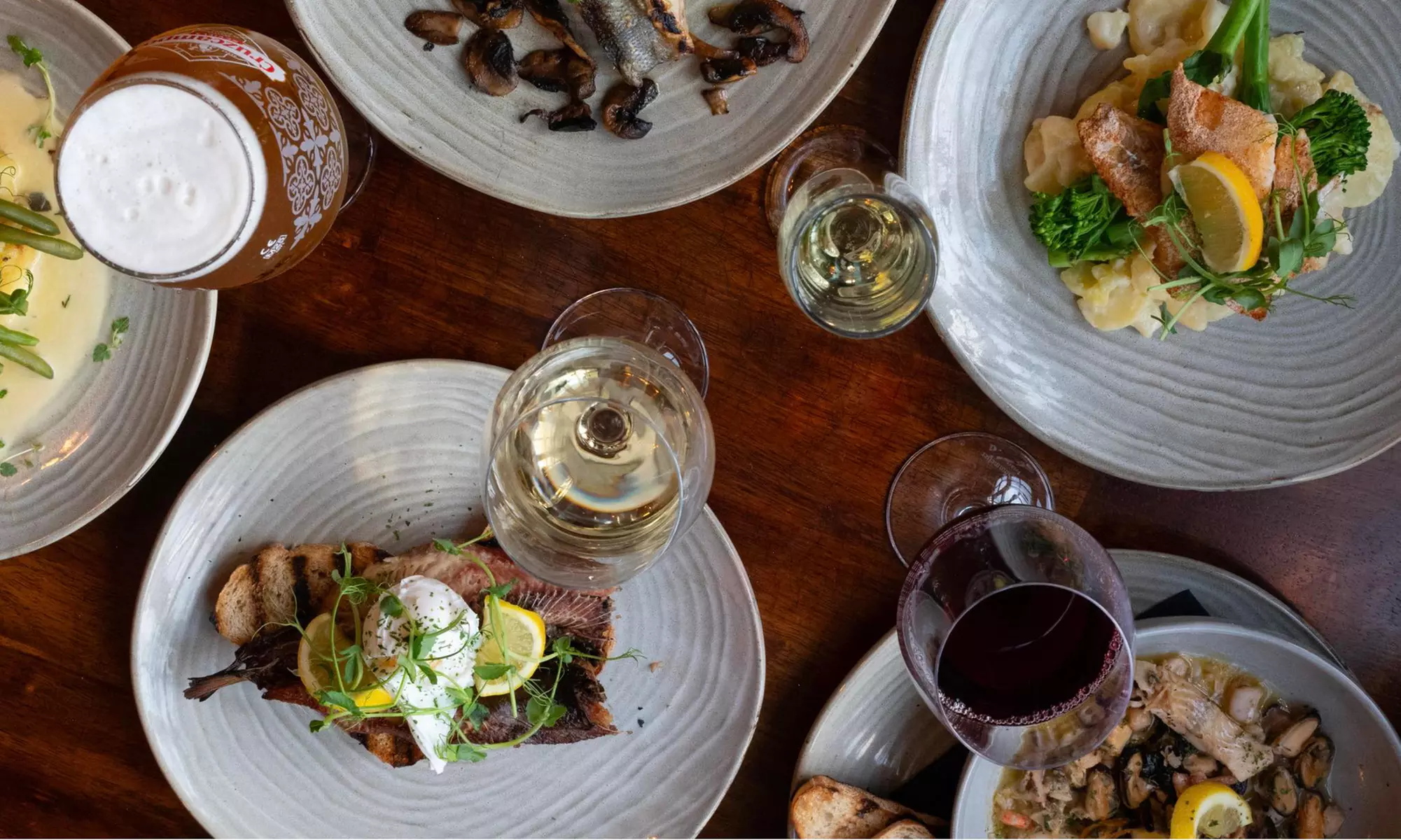 The Queen’s Head, Cullercoats - A Cosy Coastal Pub Experience