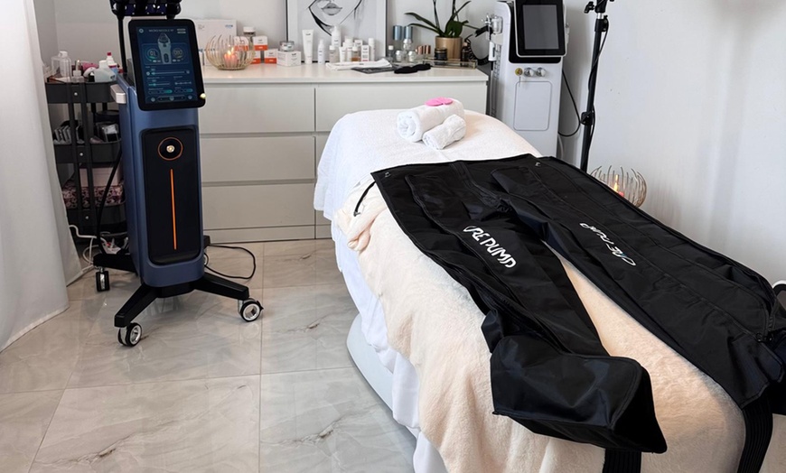 Image 2: 1-6 maschinelle Lymphdrainagen à 30 Min. für Beine oder Bauch