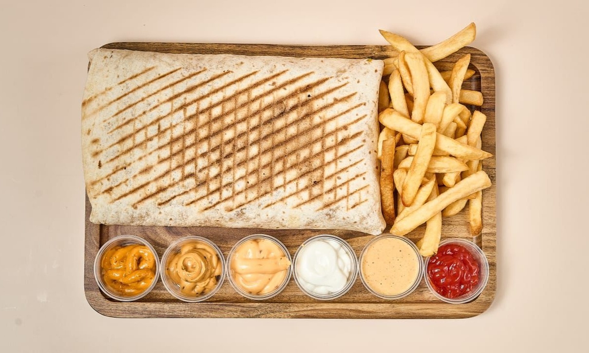 Französischer Taco nach Wahl inkl. Pommes für 1, 2 oder 4 Personen