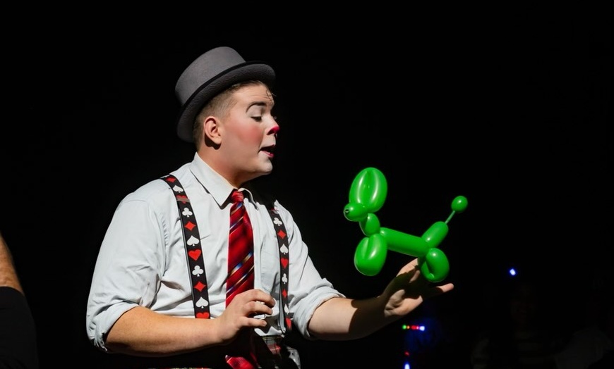 Image 3: Cirque Mondial - Up to 50% Off