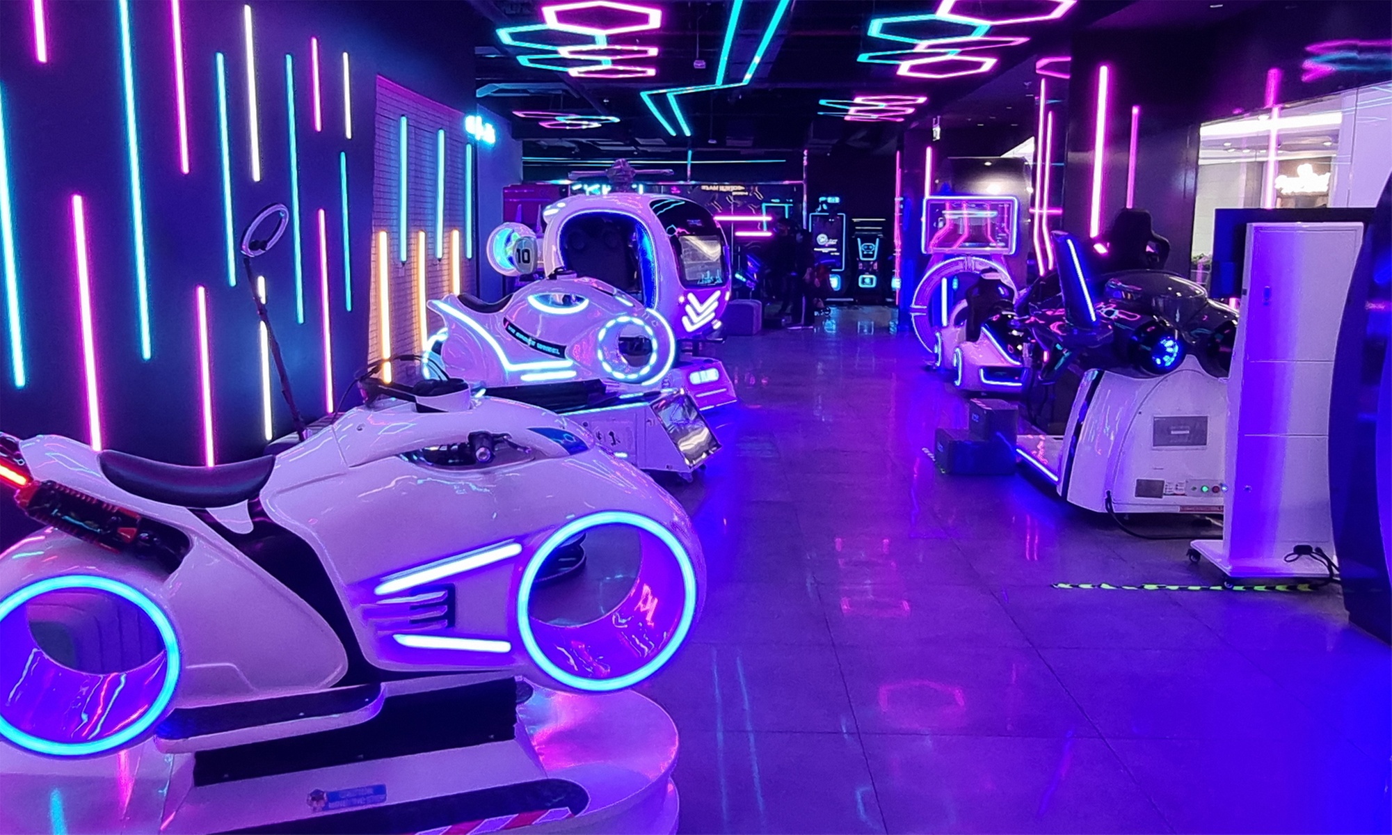 Experience One or Two Hours of Unlimited Gaming For Up to 4 People